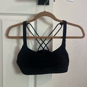 Lulu lemon sports bra black size 6